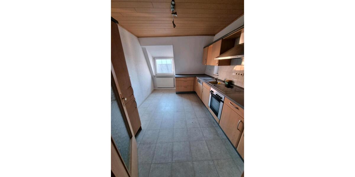 Etagenwohnung Lauda-Königshofen Königshofen - 5 Zimmer, 110 m&sup2;, 790&euro; | Angebot:24866985