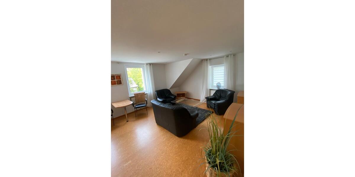 Dachgeschoßwohnung Altena - 1 Zimmer, 50 m&sup2;, 650&euro; | Angebot:26124577