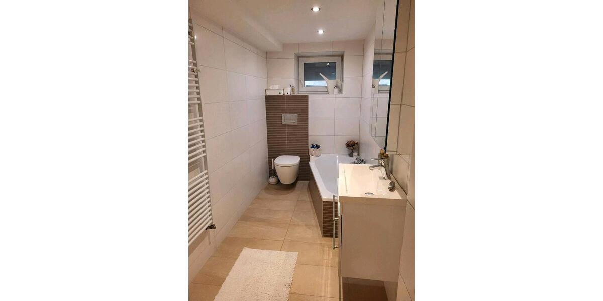 Wohnen auf Zeit Bonn Gronau - 10 Zimmer, 360 m&sup2;, 630&euro; | Angebot:26656257