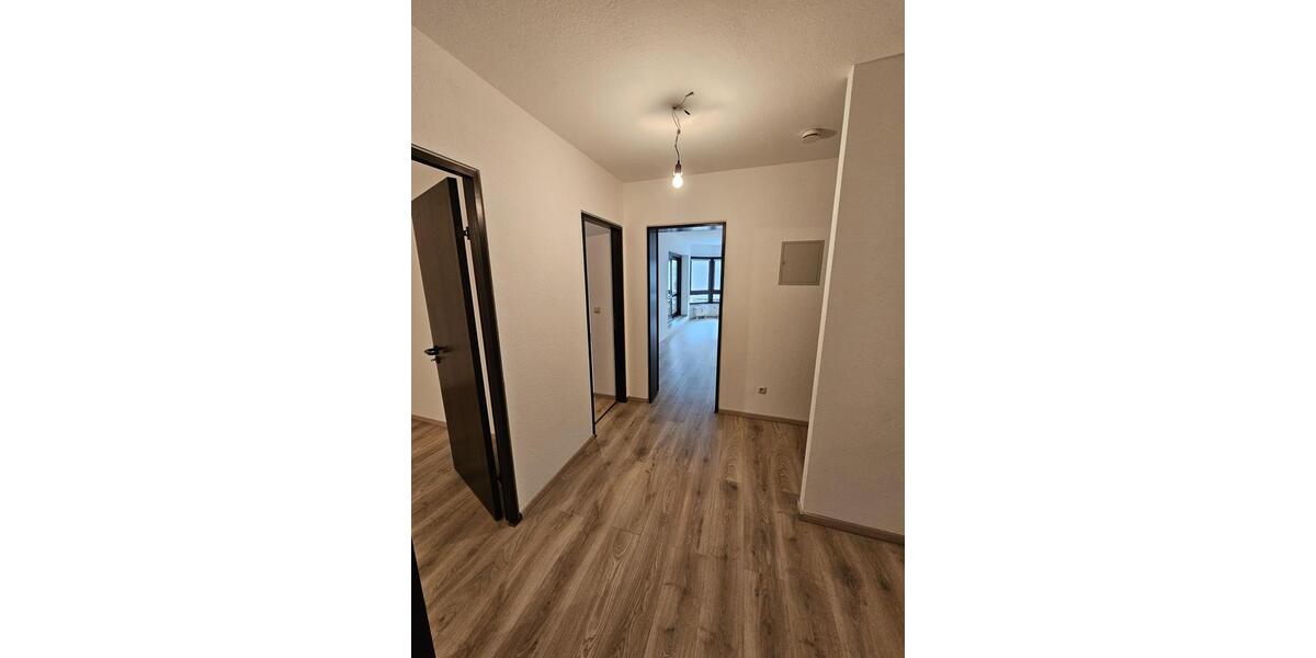 Etagenwohnung Wiesbaden Nordost - 2 Zimmer, 75 m&sup2;, 1.400&euro; | Angebot:24550310