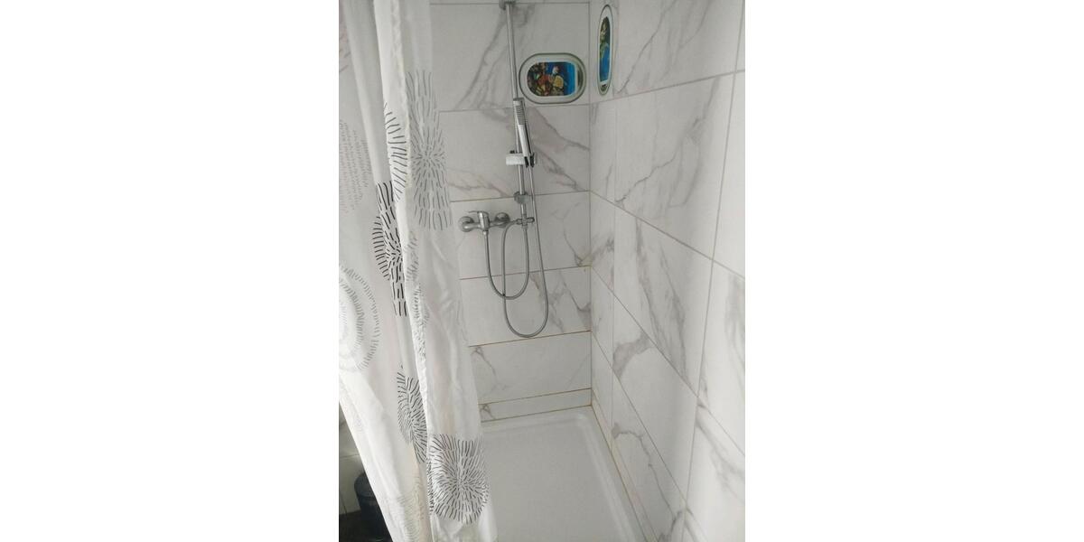 Wohnen auf Zeit Babenhausen - 7 Zimmer, 12 m&sup2;, 550&euro; | Angebot:24957526