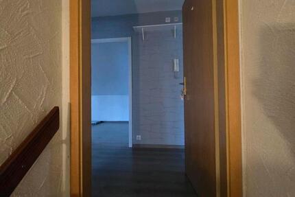 Wohnung Groitzsch - 3 Zimmer, 90 m&sup2;, 780&euro; | Angebot:27632502