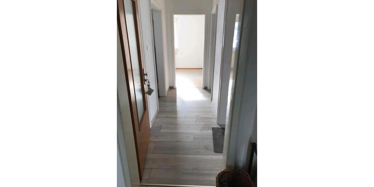 Erdgeschoßwohnung Freihung - 2 Zimmer, 60 m&sup2;, 420&euro; | Angebot:26637316