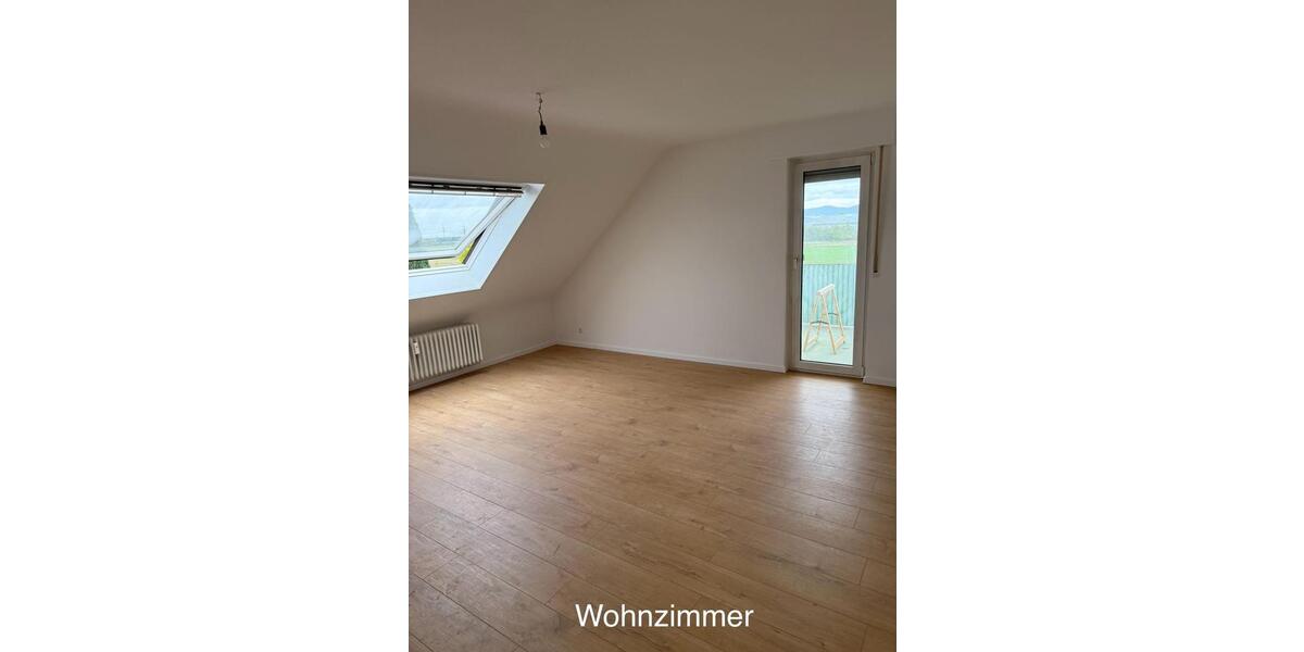 Neu sanierte Dachgeschosswohnung in Schwetzingen-Nord 3 zimmer