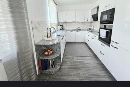 4,5-Zimmer Wohnung mit Garage 4.5 zimmer