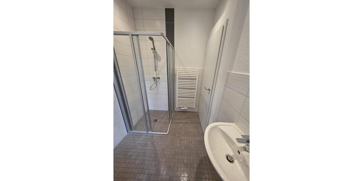 Erdgeschoßwohnung Hohenstein-Ernstthal Ernstthal - 1 Zimmer, 35 m&sup2;, 249&euro; | Angebot:24369493