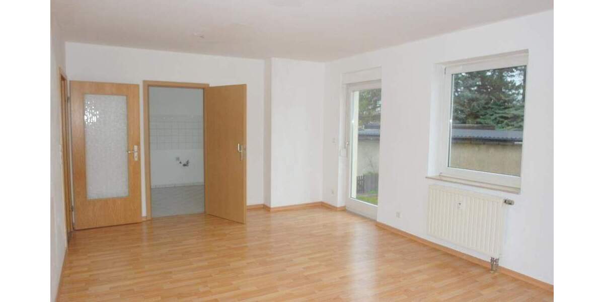 Ruhige 3-Zimmer-Wohnung mit Terrasse, separater Küche und Laminatboden am Rande von Königsbrück 3 zimmer