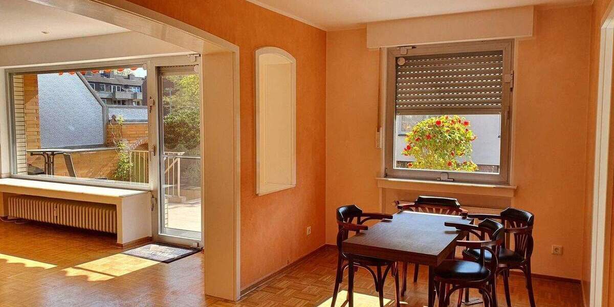 Etagenwohnung Duisburg Rahm - 4 Zimmer, 130 m&sup2;, 1.695&euro; | Angebot:25854102