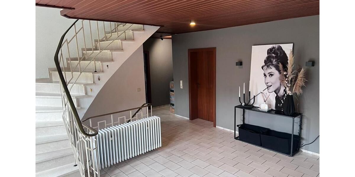 Einfamilienhaus Rheinberg - 5 Zimmer, 150 m&sup2;, 1.700&euro; | Angebot:26614753