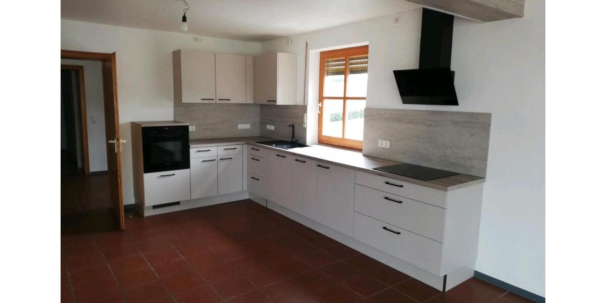 Haus mit EBK, Wintergarten, Balkon, Terrasse und Garten 8 zimmer