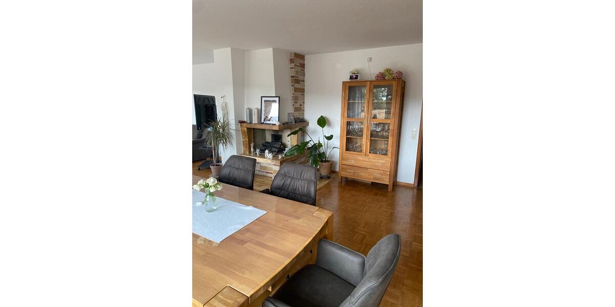 Einfamilienhaus Bad Pyrmont - 3 Zimmer, 120 m&sup2;, 770&euro; | Angebot:23902827