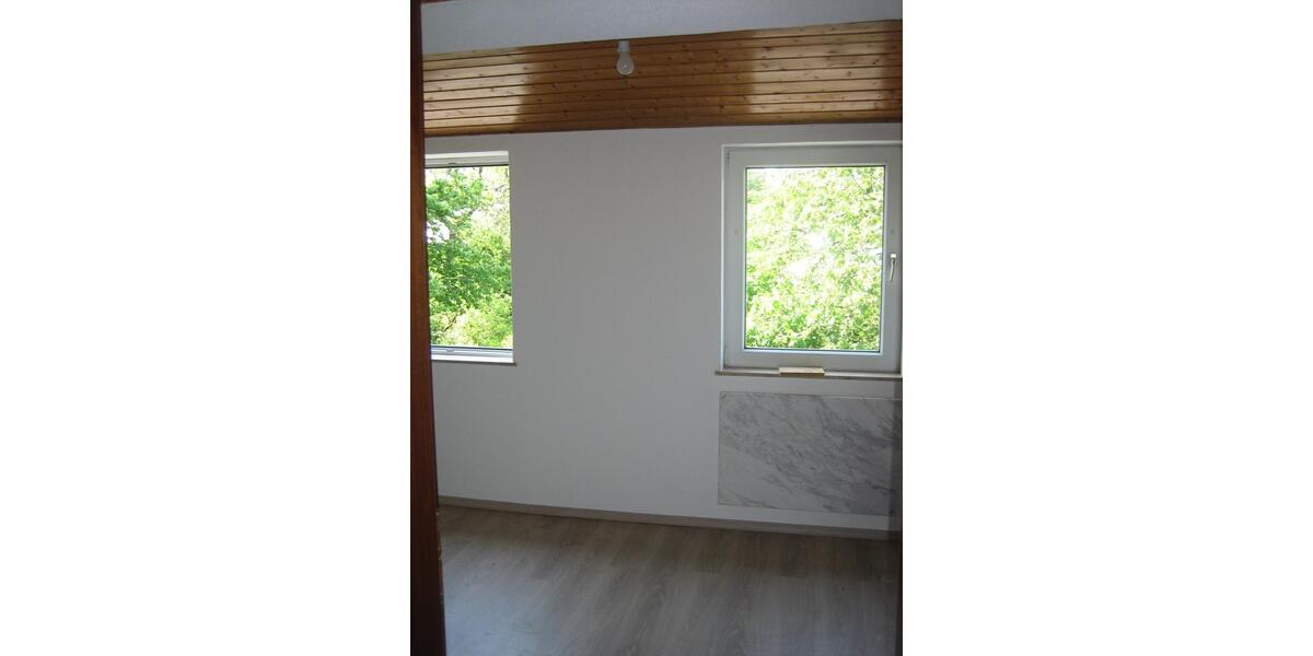 Gemütliche 3 Zimmer DG - Wohnung im OT von Naila zu vermieten 3 zimmer