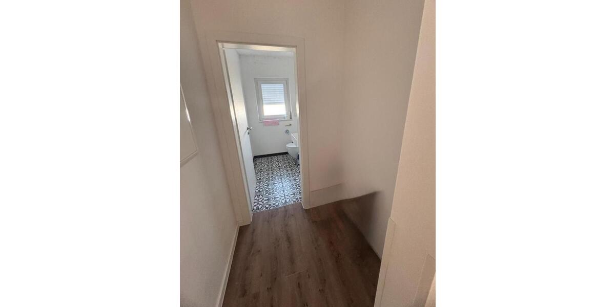 3 Zimmer Küche Bad GästeWC Wohnung in Dietkirchen 1 zimmer