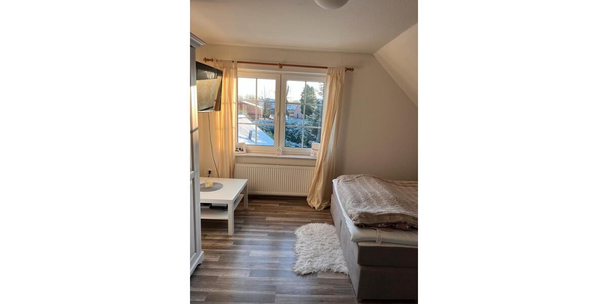 Etagenwohnung Aurich Egels und Wallinghausen - 5 Zimmer, 95 m&sup2;, 650&euro; | Angebot:25948848
