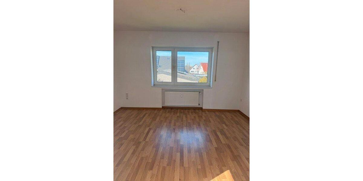 Etagenwohnung Vlotho - 4 Zimmer, 89 m&sup2;, 700&euro; | Angebot:26440854