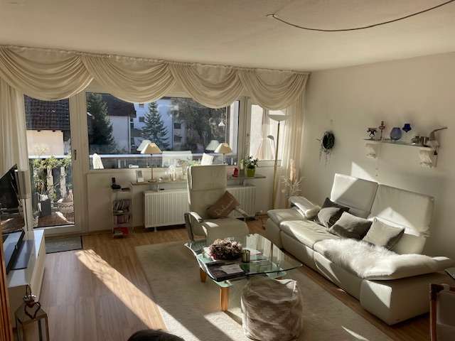 Etagenwohnung Ismaning - 3 Zimmer, 91 m&sup2;, 1.490&euro; | Angebot:25138843