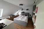 Dachgeschoßwohnung Bochum - 2.5 Zimmer, 65 m&sup2;, 370&euro; | Angebot:25175259
