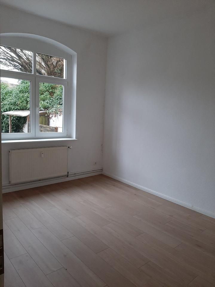 Renovierte 3-RaumWohnung mit Tageslichtbad und Terrasse