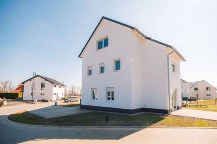 Haus Jesewitz Gallen - 4 Zimmer, 135 m&sup2;, 1.595&euro; | Angebot:26016193