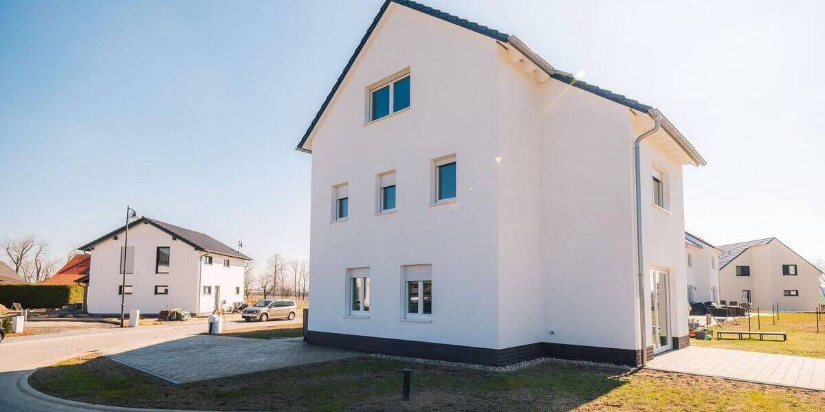 Reihenendhaus Jesewitz Gallen - 4 Zimmer, 135 m&sup2;, 1.595&euro; | Angebot:26016193