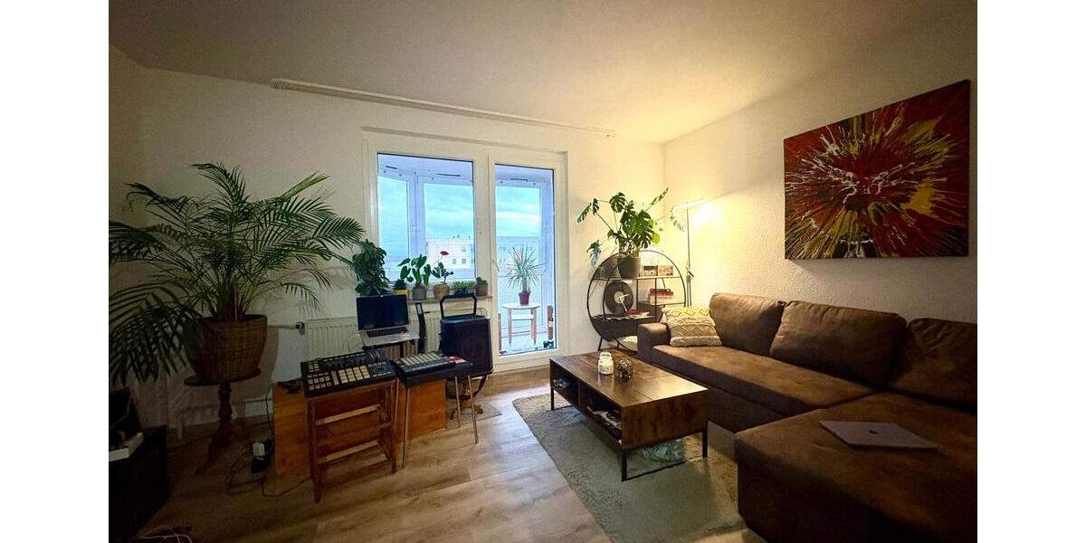 Etagenwohnung Neubrandenburg - 4 Zimmer, 80 m&sup2;, 640&euro; | Angebot:23971442