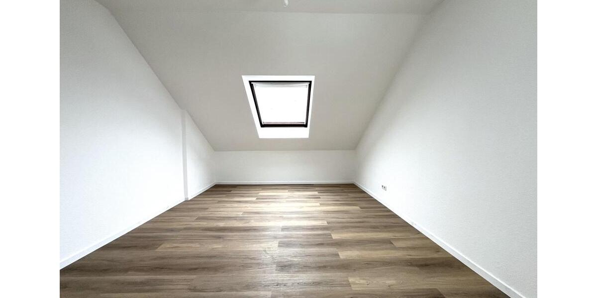 Dachgeschoßwohnung Oyten - 3 Zimmer, 74 m&sup2;, 670&euro; | Angebot:24766191