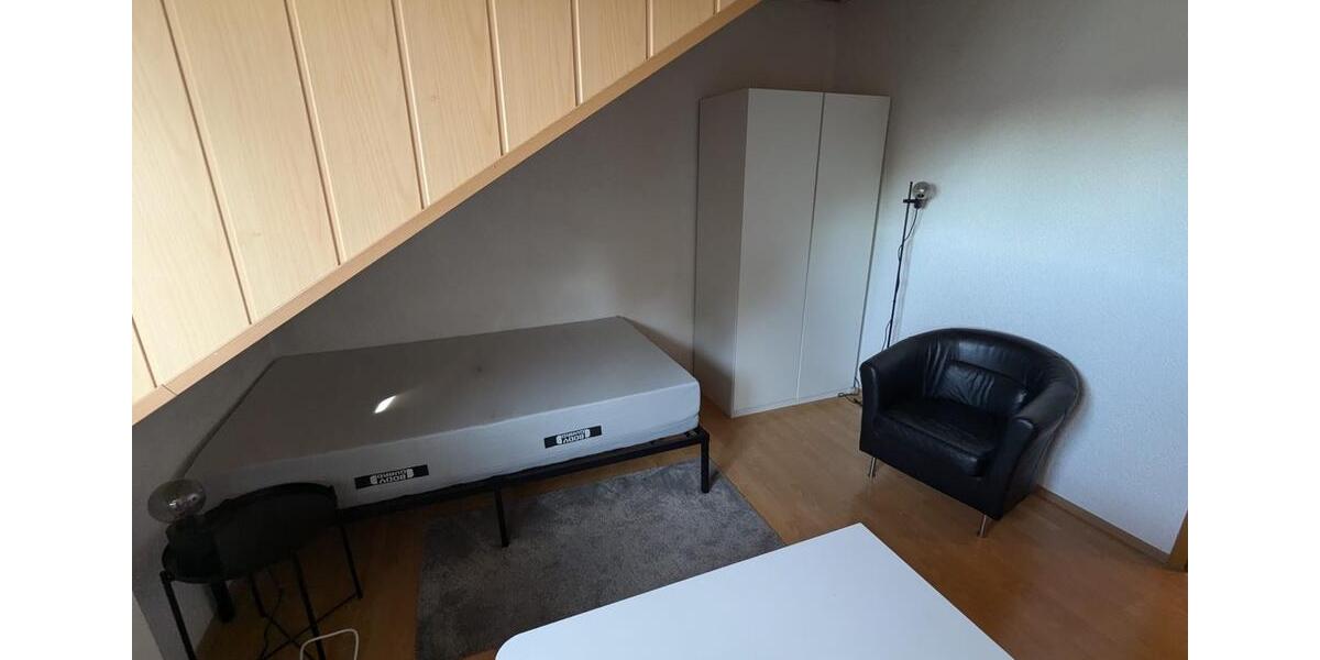 Dachgeschoßwohnung Schwetzingen - 2 Zimmer, 66 m&sup2;, 950&euro; | Angebot:25294143