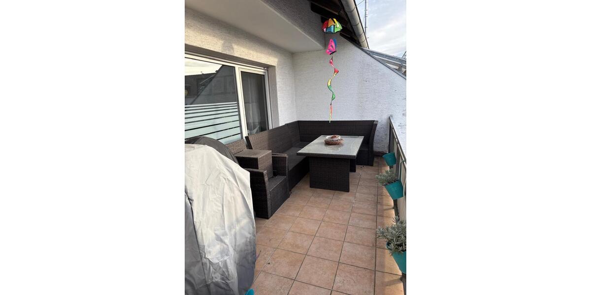 Etagenwohnung Paderborn - 4 Zimmer, 111 m&sup2;, 900&euro; | Angebot:25612738