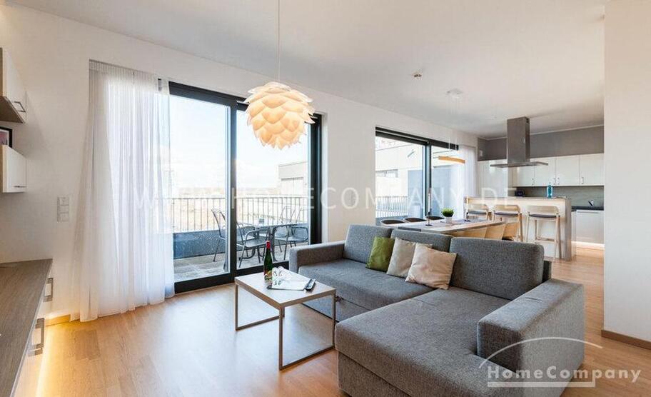 MöbliertFurnished 4-Zimmer Apartment in Dresden-Altstadt 6 Personen zimmer