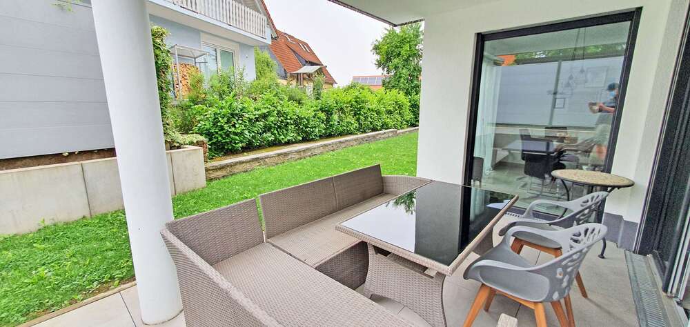 Etagenwohnung Idstein - 2 Zimmer, 73 m&sup2;, 930&euro; | Angebot:26065704