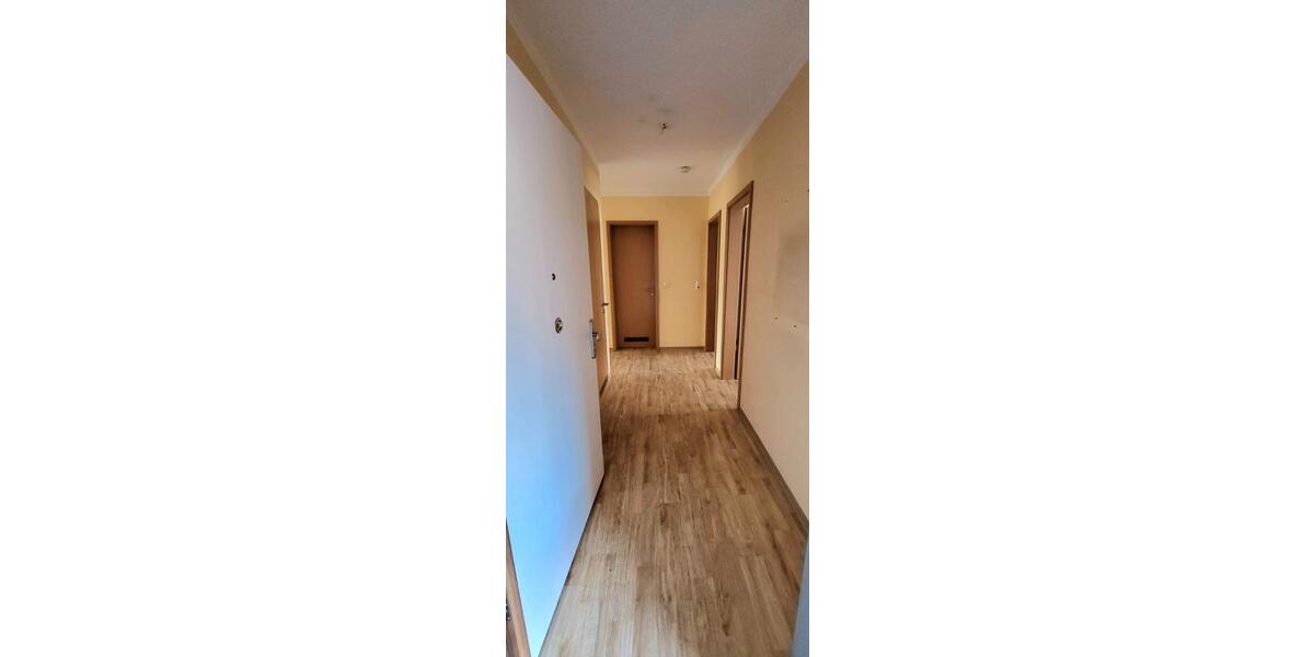 Erdgeschoßwohnung Nienburg (Weser) - 3 Zimmer, 84 m&sup2;, 785&euro; | Angebot:26359991