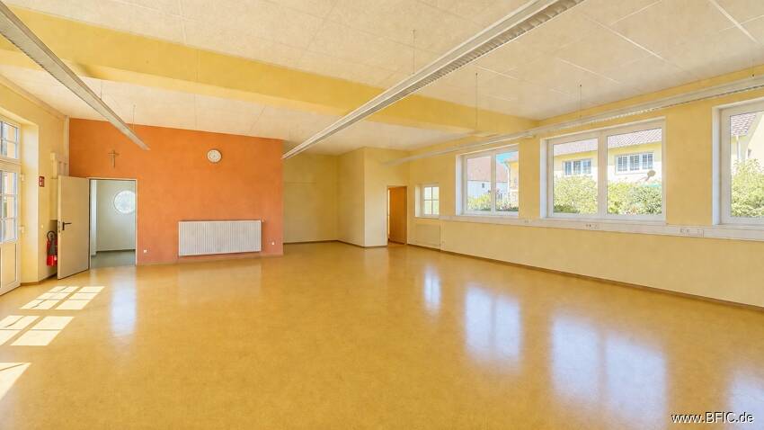 Gewerbeobjekt Moorenweis Römertshofen - 3 Zimmer, 95 m&sup2;, 1.500&euro; | Angebot:26742025