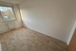 Hochparterre Gingst - 4 Zimmer, 71 m&sup2;, 345&euro; | Angebot:26085760