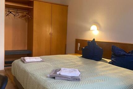 Wohnen auf Zeit Albertshofen - 9 Zimmer, 24 m&sup2;, 18&euro; | Angebot:26339486