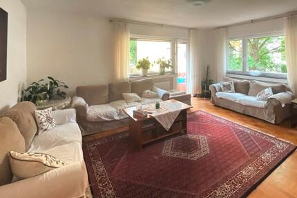 4-Zimmer-Familienwohnung mit Balkon & Garage in HofheimMarxheim zimmer