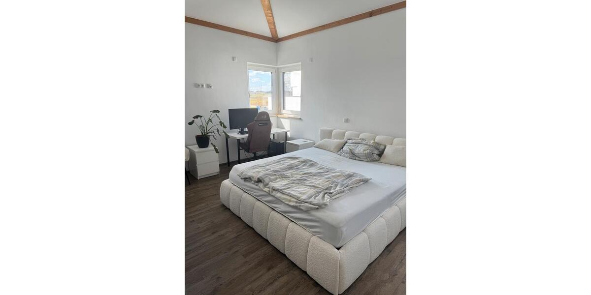 Etagenwohnung Pilsting - 2 Zimmer, 82 m&sup2;, 765&euro; | Angebot:25923222