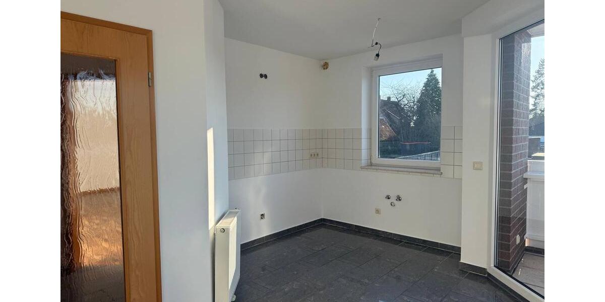 Helle, frisch sanierte Wohnung im Obergeschoss in ruhiger Lage 2 zimmer