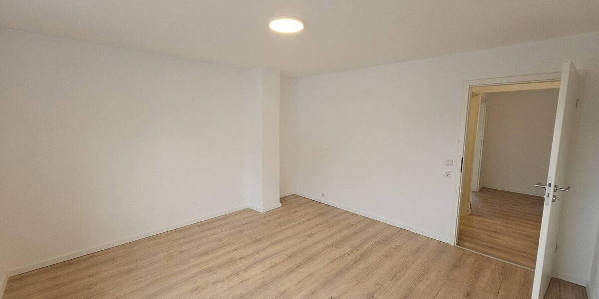 Etagenwohnung Schiffweiler - 3 Zimmer, 61 m&sup2;, 650&euro; | Angebot:26627743