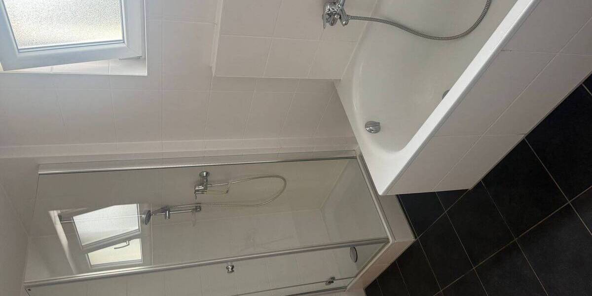 Reihenmittelhaus Feucht - 6 Zimmer, 152 m&sup2;, 1.500&euro; | Angebot:26730698