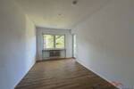 4 Zimmer-Wohnung mit Loggia