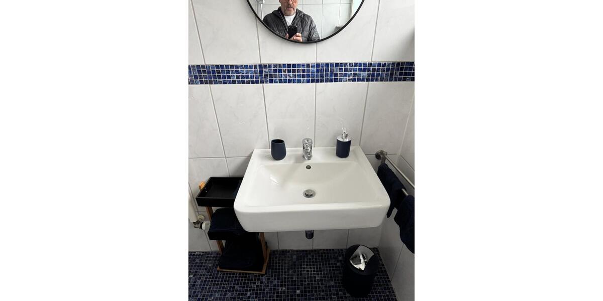 Hochparterre Wiesbaden Südost - 2 Zimmer, 70 m&sup2;, 1.135&euro; | Angebot:26416320