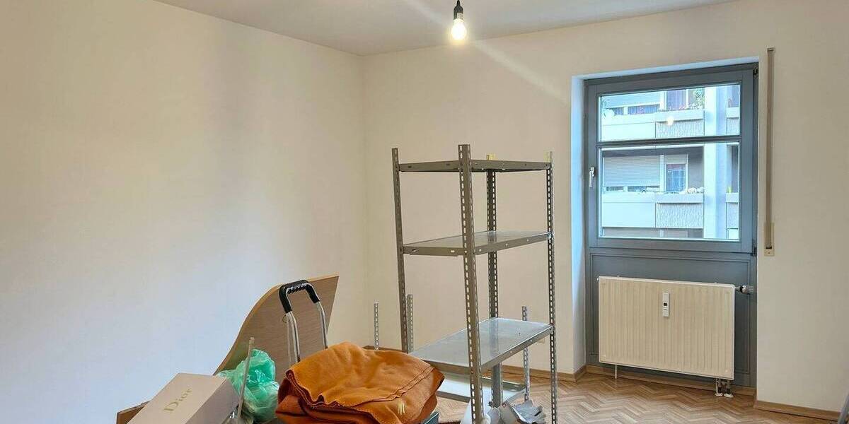 ***AB SOFORT VERFÜGBAR*** TOP GEPFLEGTE 3 ZIMMER WOHNUNG MIT BALKON UND TG-STELLPLATZ 3 zimmer