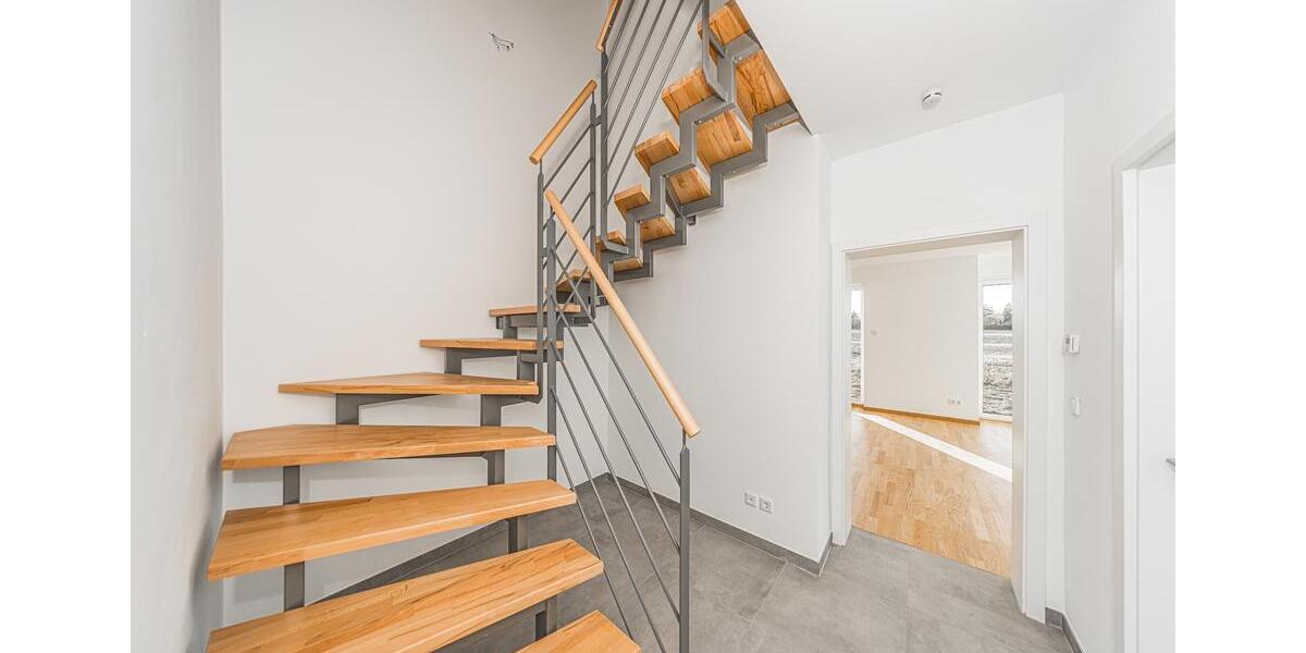 *Doppelhaushälfte in Taucha* Modern leben, minimal verbrauchen *Spitzen-Energiekonzept* (KfW 40) 5 zimmer