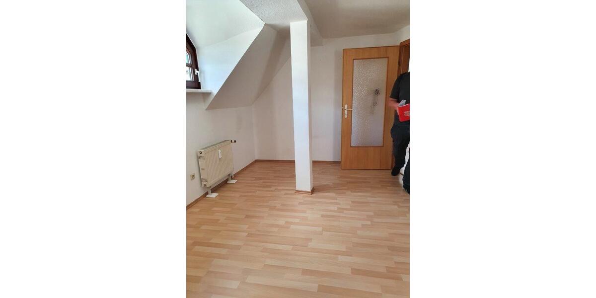 Dachgeschoßwohnung Ulm Obertalfingen - 2 Zimmer, 36 m&sup2;, 210&euro; | Angebot:26505627