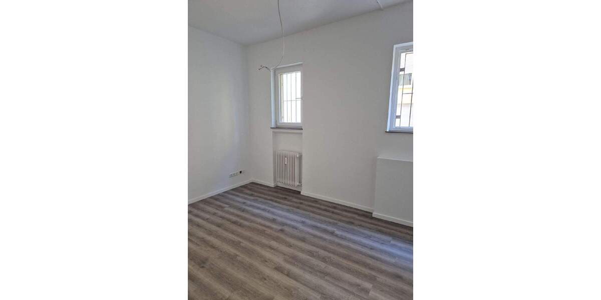 Einfamilienhaus Stuttgart Ost - 2.050&euro; | Angebot:25108626