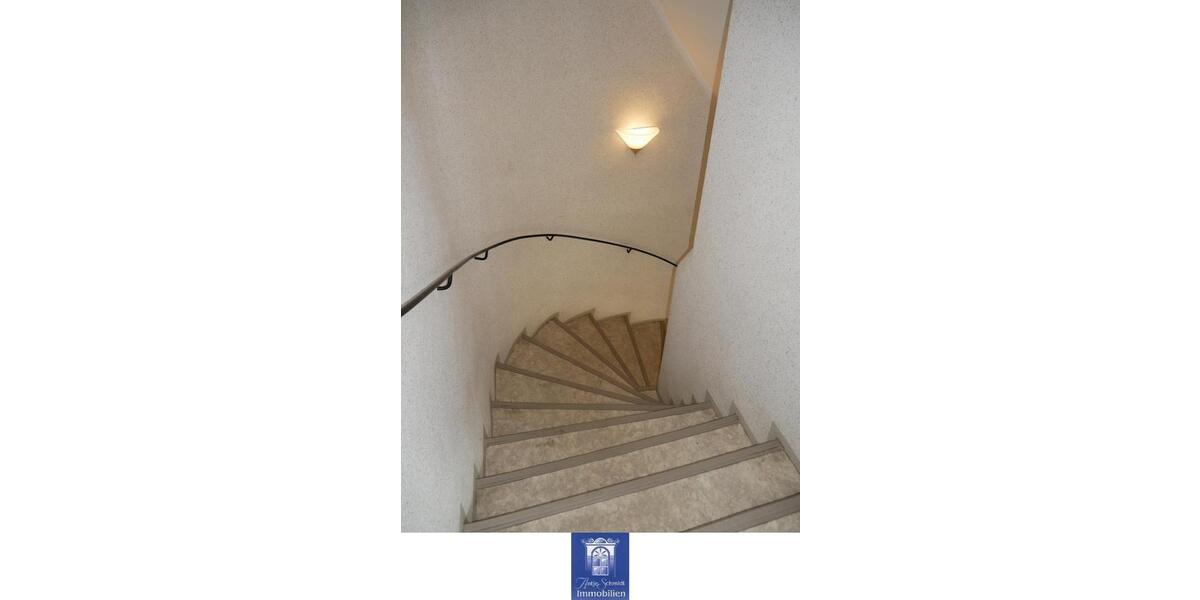 Dachgeschoßwohnung Bautzen - 2 Zimmer, 68 m&sup2;, 408&euro; | Angebot:24984476