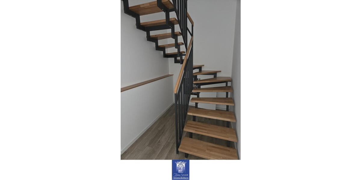 Maisonettenwohnung Weinböhla - 4 Zimmer, 114 m&sup2;, 1.250&euro; | Angebot:26357502
