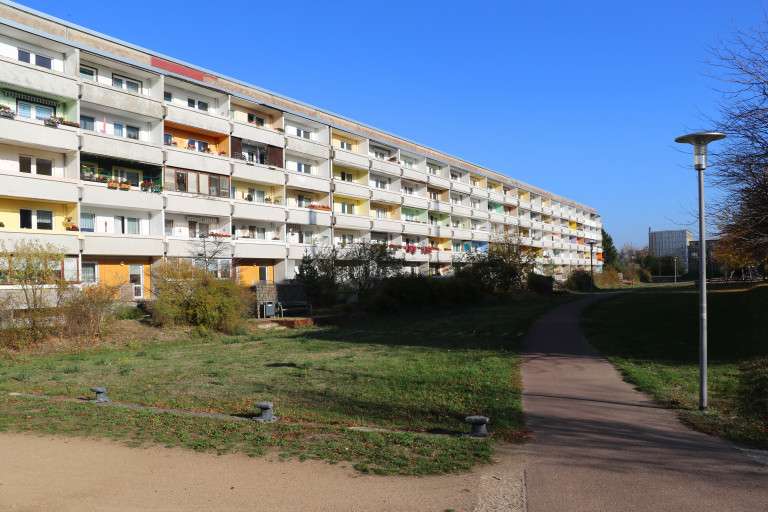 Wohnung zum Mieten in Dessau-Roßlau 229 € 56.82 m²