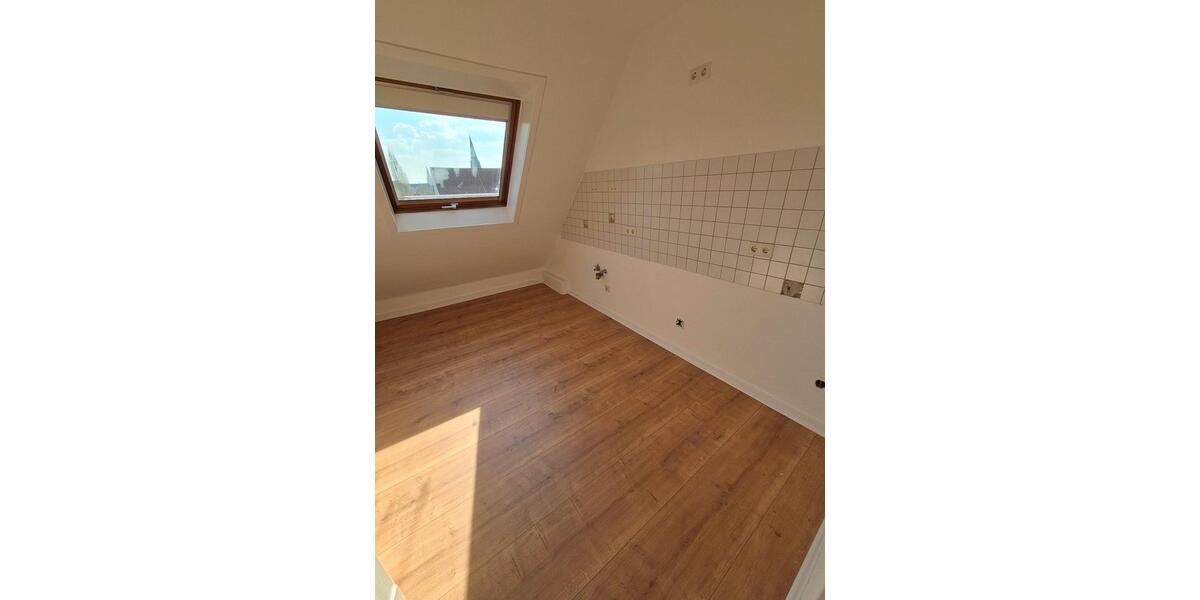 Dachgeschoßwohnung Herne - 3.5 Zimmer, 75 m&sup2;, 560&euro; | Angebot:26033806