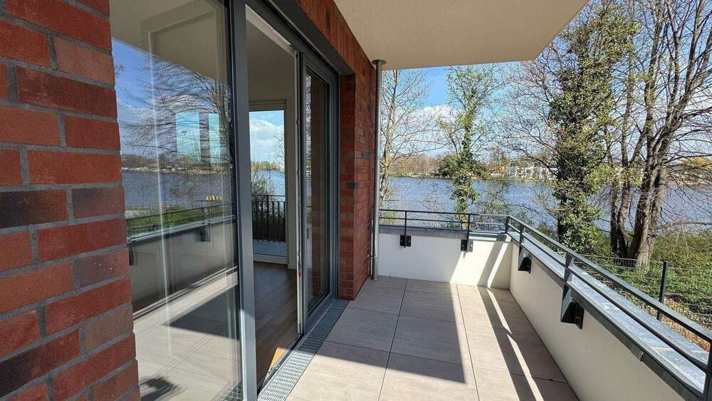 Traumhafte 4-Zi-Neubauwohnung direkt am Wasser (Erstbezug)! 4 zimmer